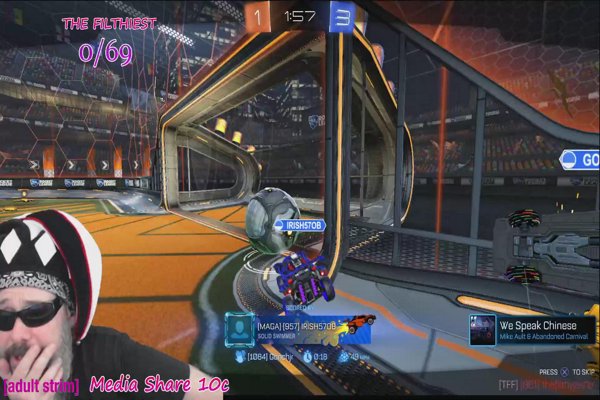 SOME MAY CALL ME HAND SUM!!! LIVE NOW!! TYPE, “!cashmein” IN CHAT TO RECEIVE A FREE GIFT!!!