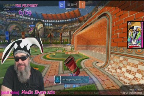 THROUGH THE LOOKING GRASS!!! LIVE NOW!! TYPE, “!cashmein” IN CHAT TO RECEIVE A FREE GIFT!!!