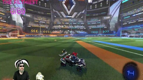 FILTHY FRIDAY: CAT GOT YOUR PLUNGE!! LIVE NOW!! TYPE,”!cashmein” IN CHAT TO RECEIVE A FREE GIFT!!!!