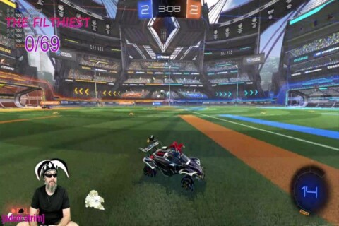 FILTHY FRIDAY: CAT GOT YOUR PLUNGE!! LIVE NOW!! TYPE,”!cashmein” IN CHAT TO RECEIVE A FREE GIFT!!!!